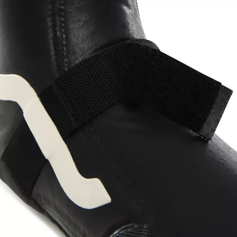 Vans 5mm Surf Boot 2 Hi V in Black-7